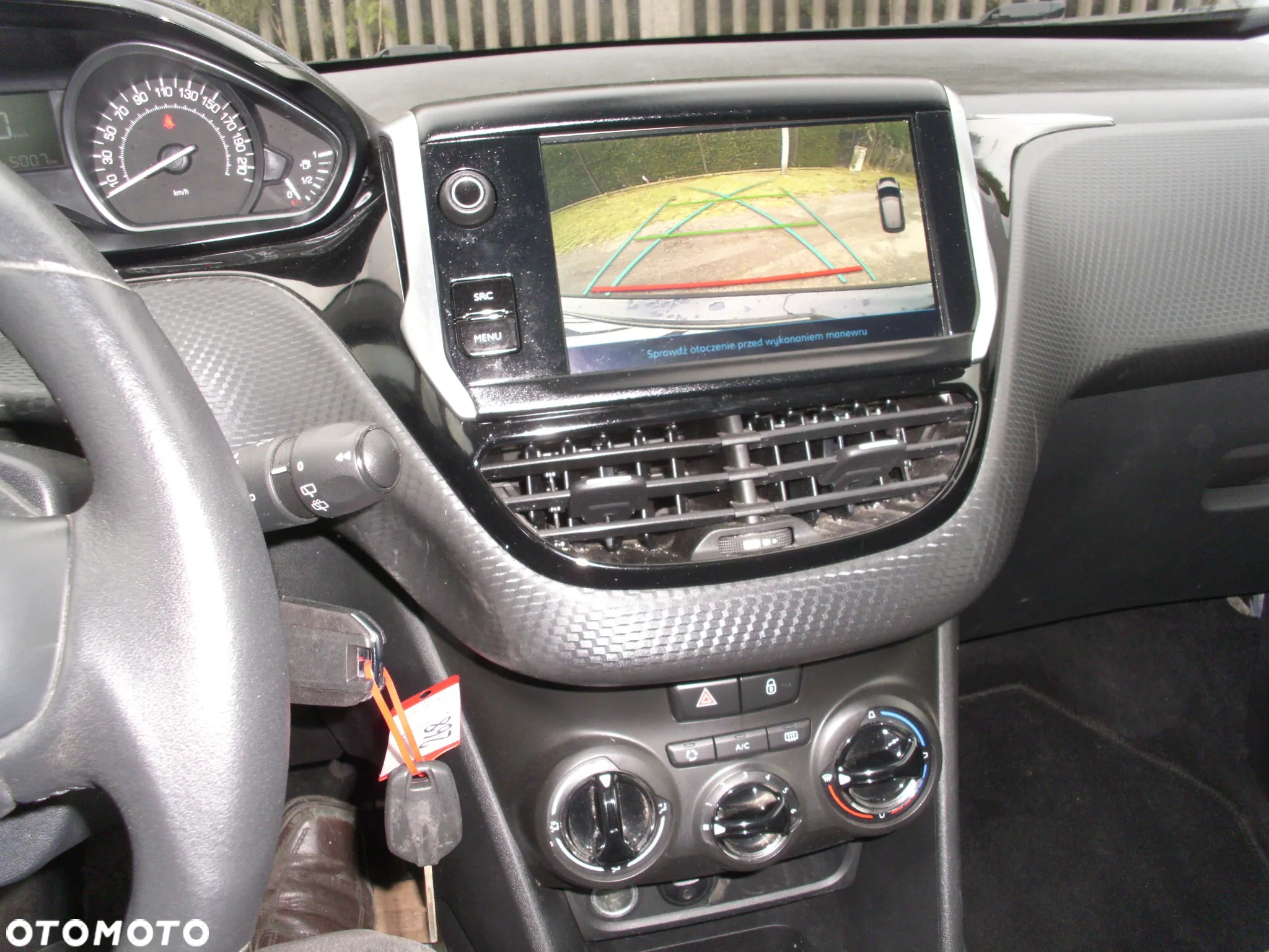Peugeot 208 1.2 PureTech GPF Allure S&S - 20