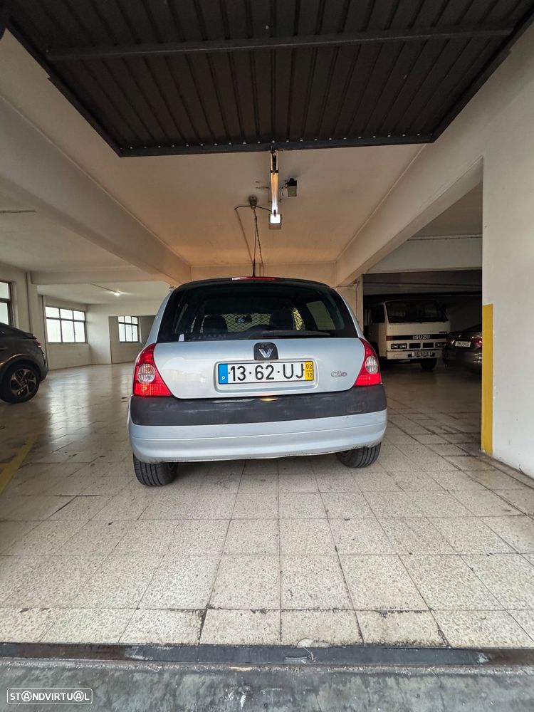 Renault Clio 1.5 dCi Confort Privilège - 6
