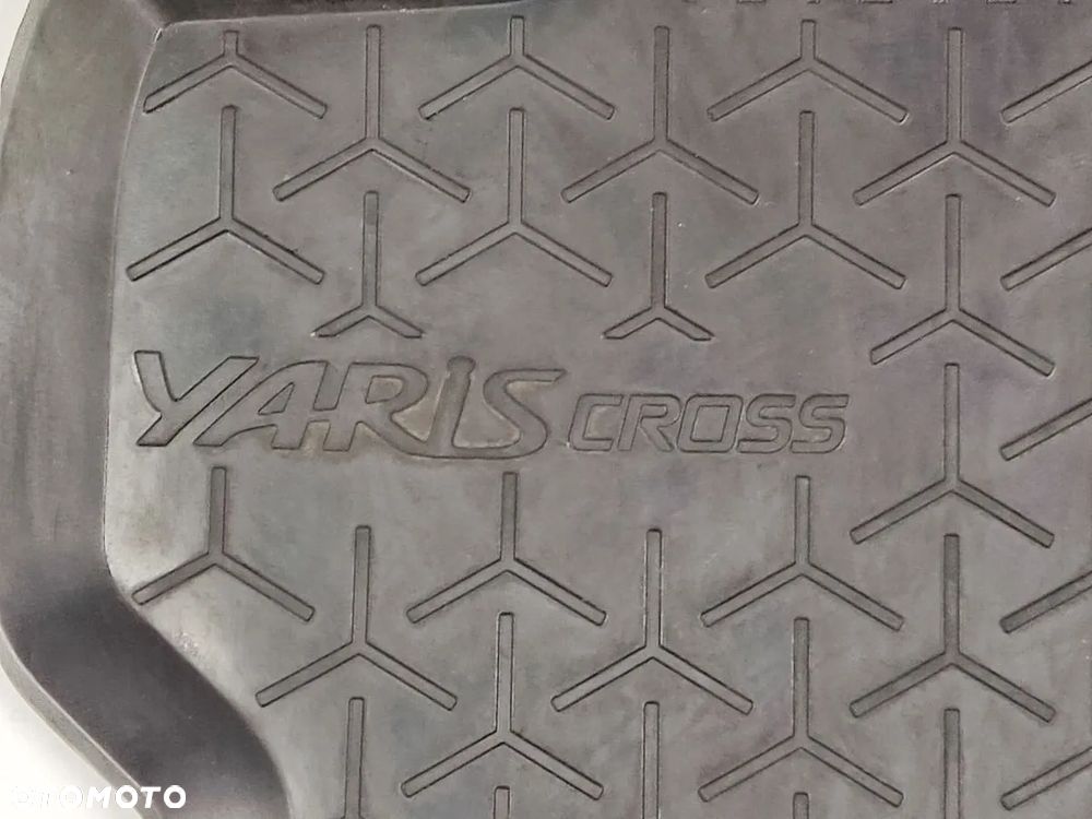 TOYOTA YARIS CROSS od 2020r Dywaniki Gumowe Komplet - 4