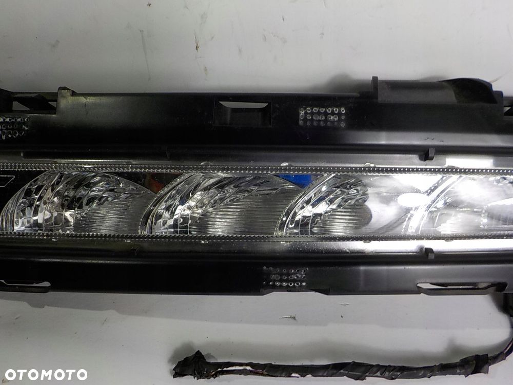 FORD MONDEO IV MK4 LIFT LAMPA PRAWA PRZEDNIA LISTWA HALOGEN LED DRL - 3