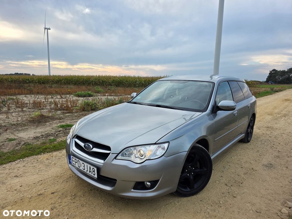Subaru Legacy - 1
