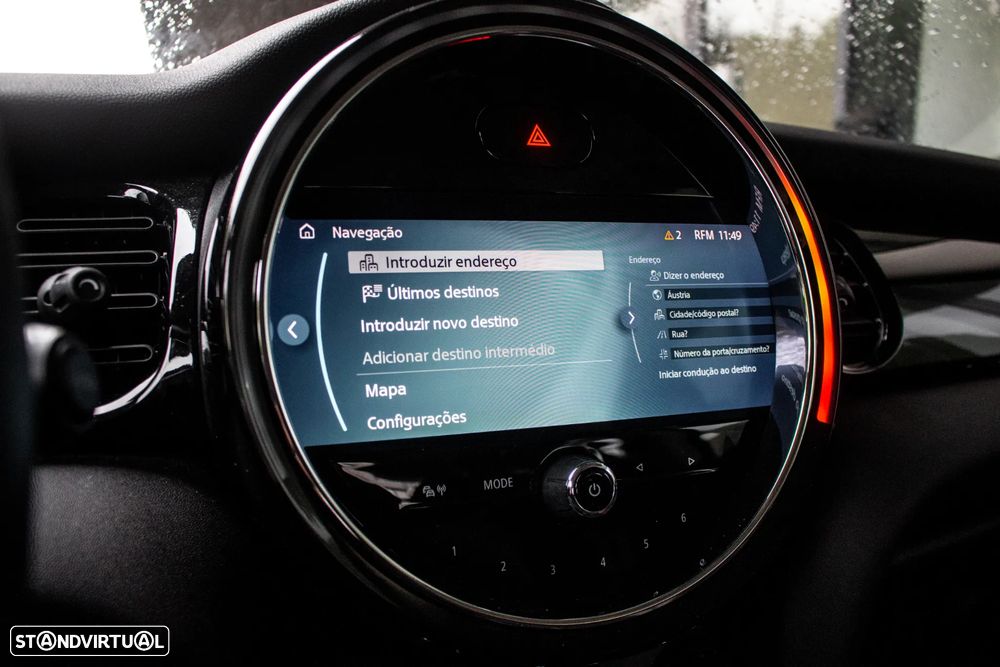 MINI 3 Portas Cooper SE Essential - 32