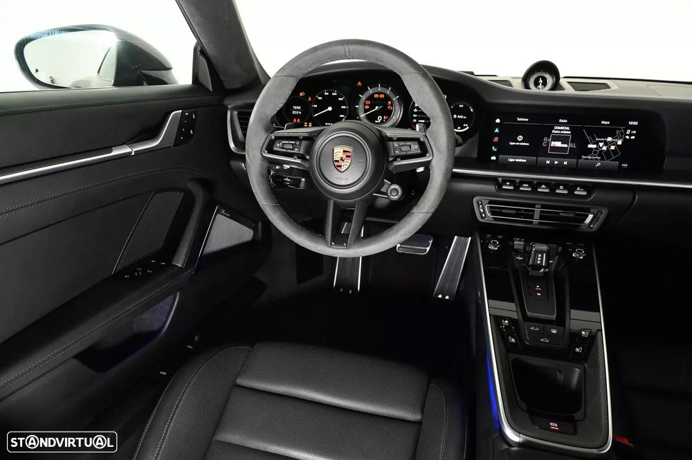 Porsche 911 (992) - 30