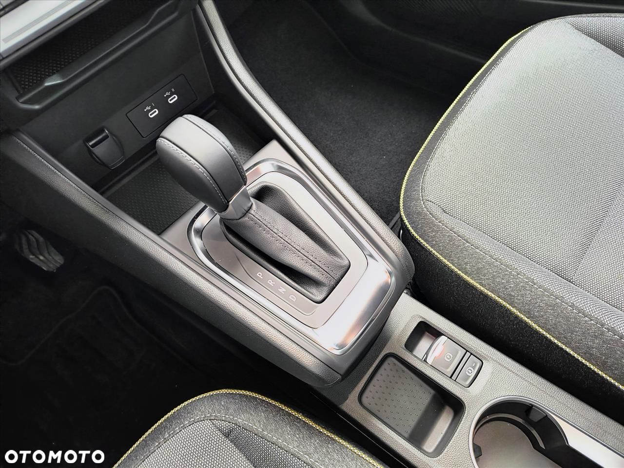 Renault Captur - 14