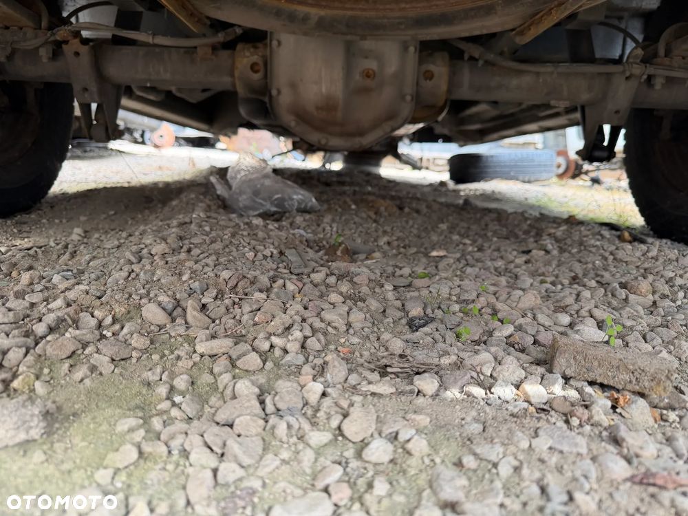 Hyundai H350 2,5 CRDI 2016r 150KM most tył - 1