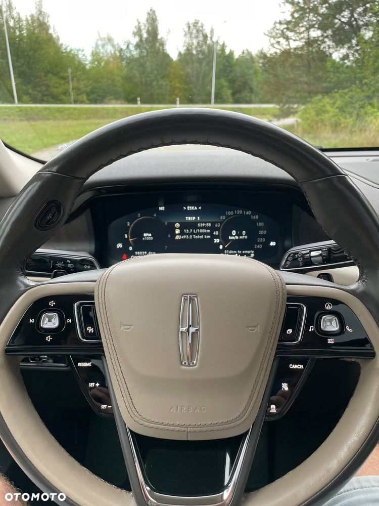 Lincoln Aviator - 28