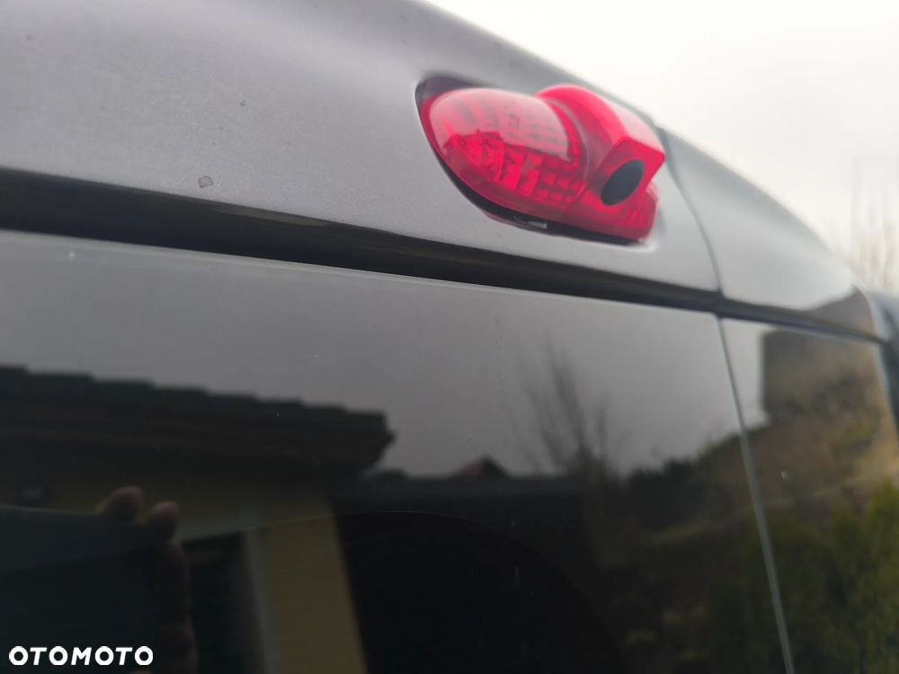 Opel Vivaro L2H1 - 12