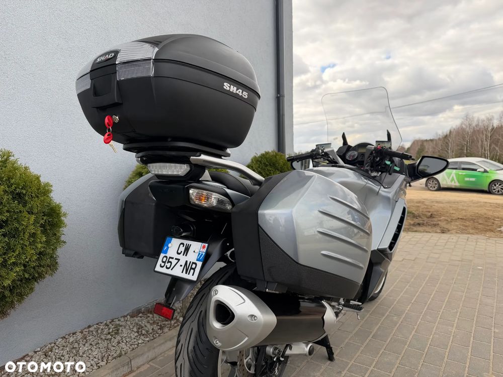 Kawasaki GTR - 23