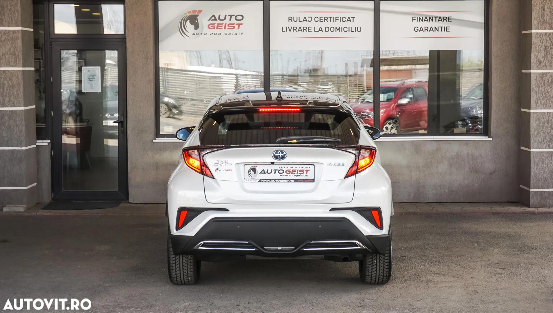 Toyota C-HR - 6