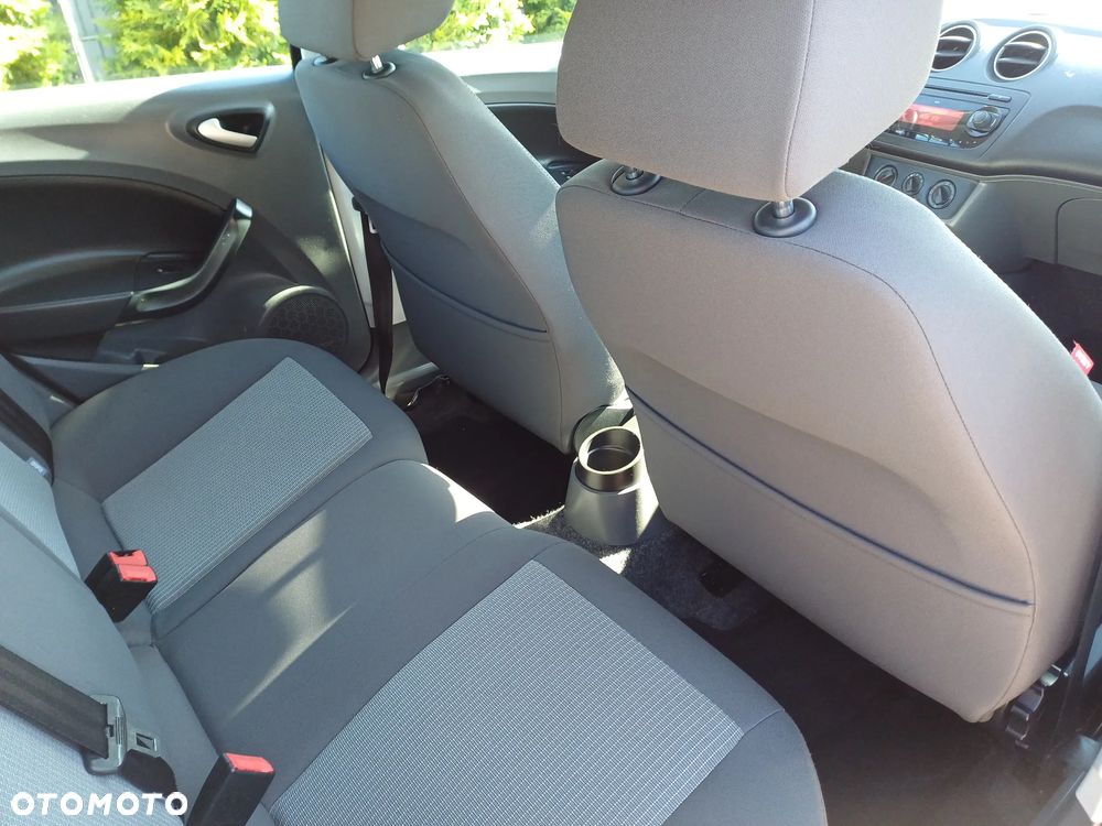 Seat Ibiza 1.4 16V Reference - 8