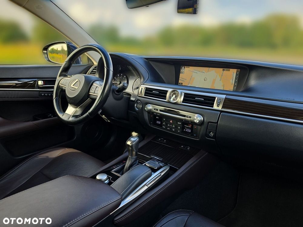 Lexus GS - 24