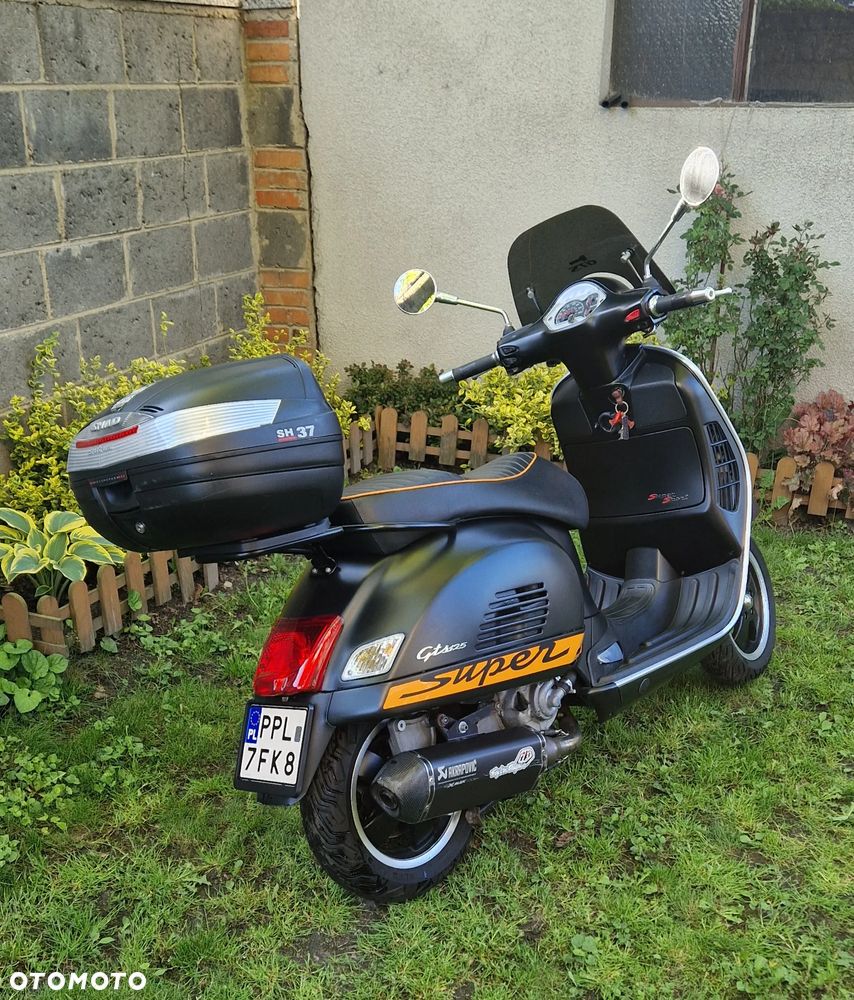 Piaggio Vespa - 27
