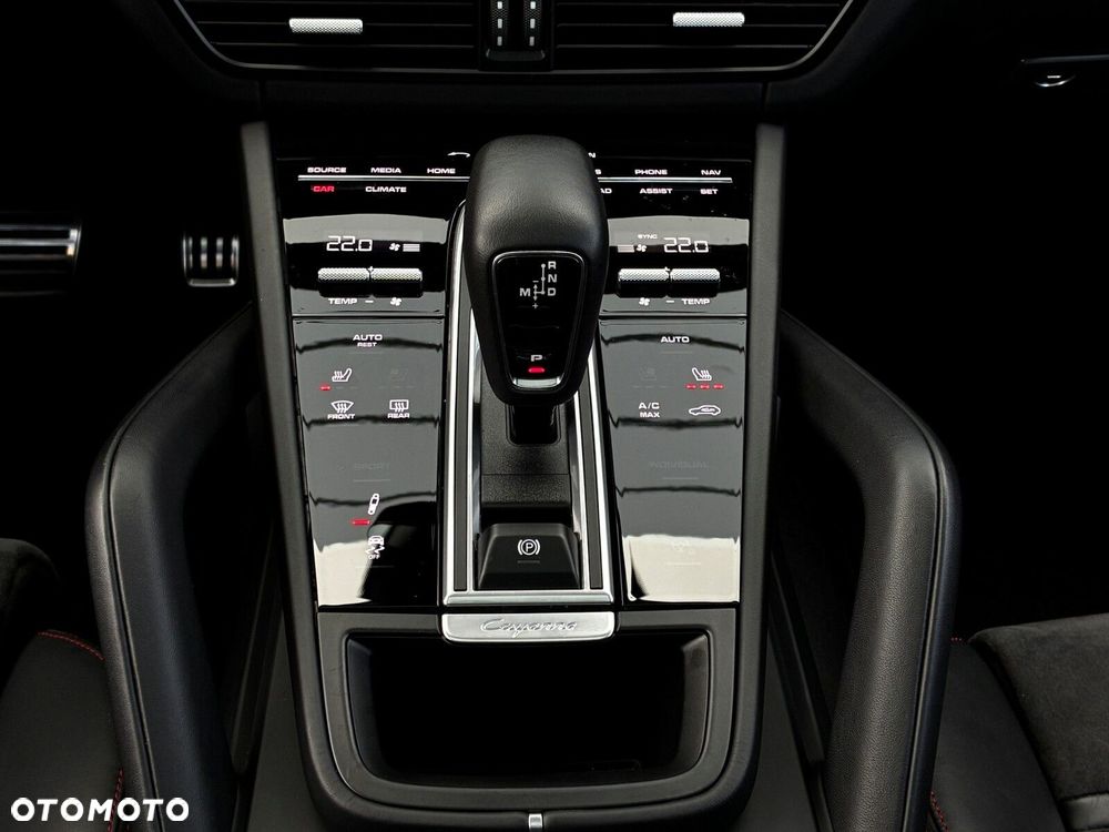 Porsche Cayenne - 33