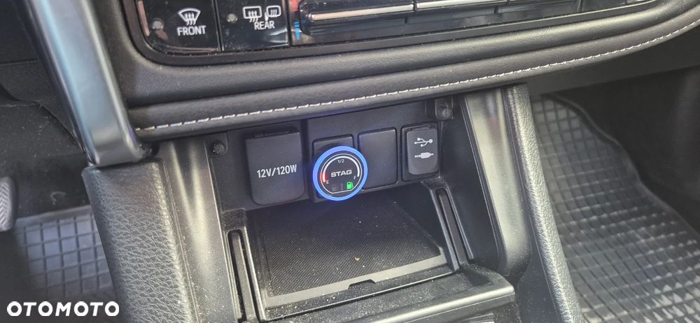 Toyota Auris 1.6 Premium - 17