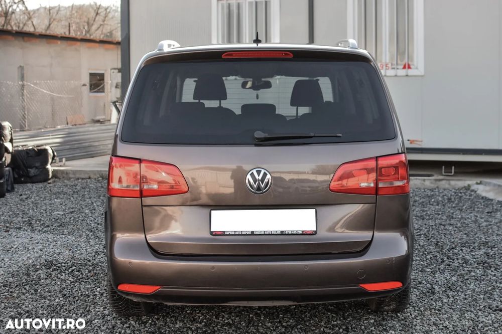 Volkswagen Touran - 3