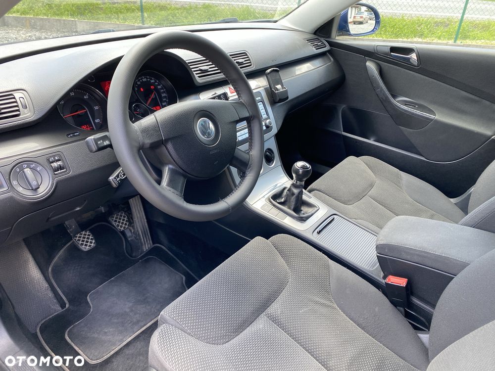 Volkswagen Passat - 5