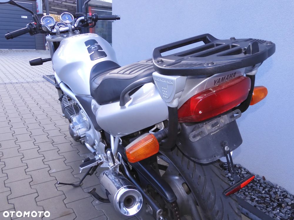 Yamaha XJ - 28