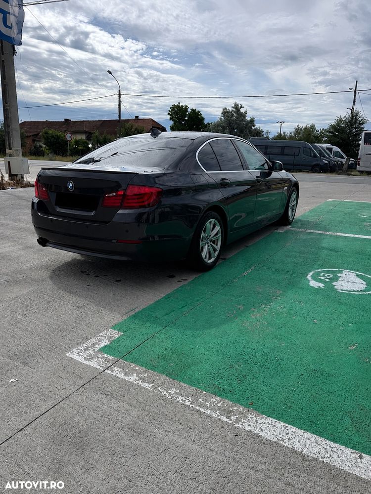 BMW Seria 5 520d - 6