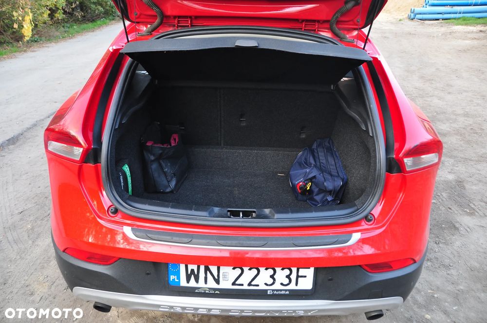 Volvo V40 Cross Country T4 AWD Momentum - 15