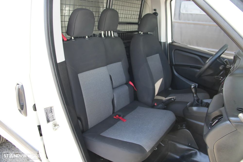 Fiat Doblo 3Lugares 1.3Multijet 95cv - 11