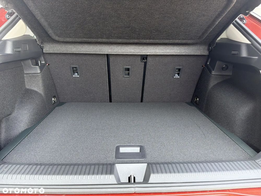 Volkswagen T-Roc 1.5 eTSI Life DSG - 18