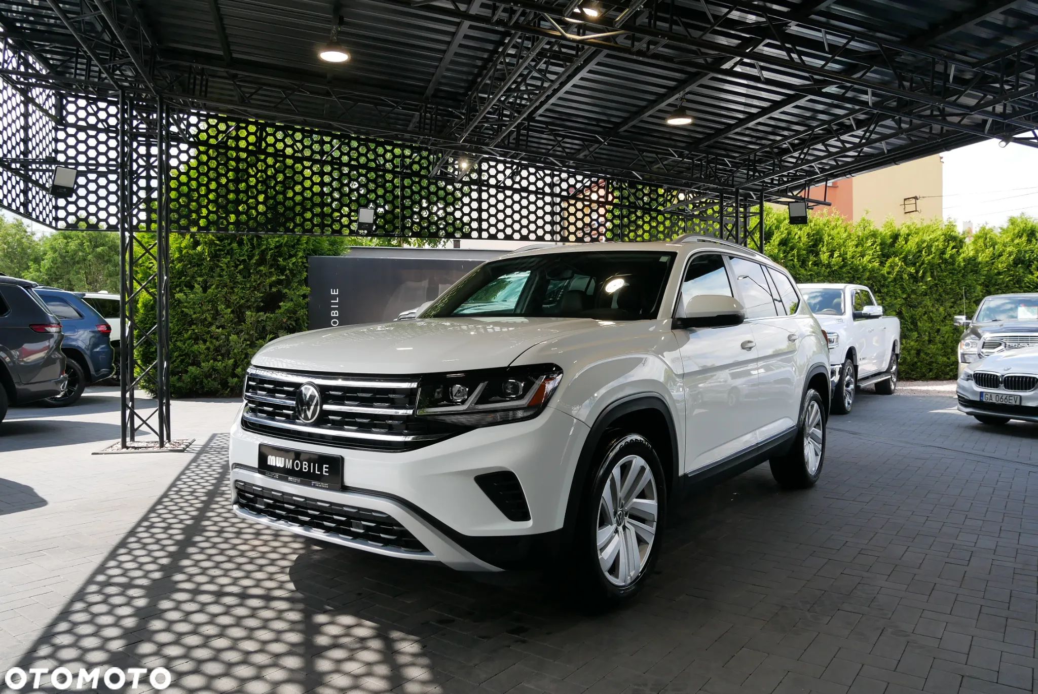 Volkswagen Atlas - 1