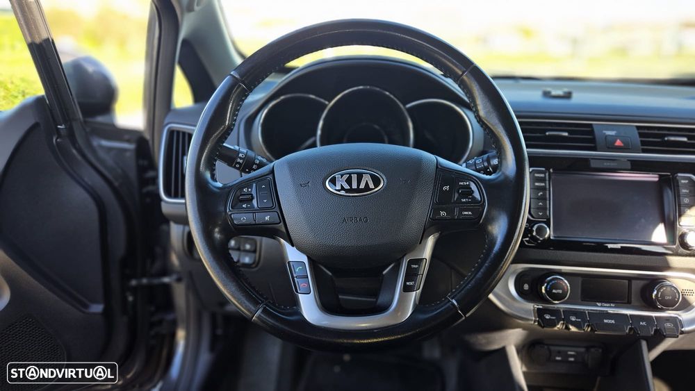 Kia Rio 1.1 CRDi EX ISG - 11