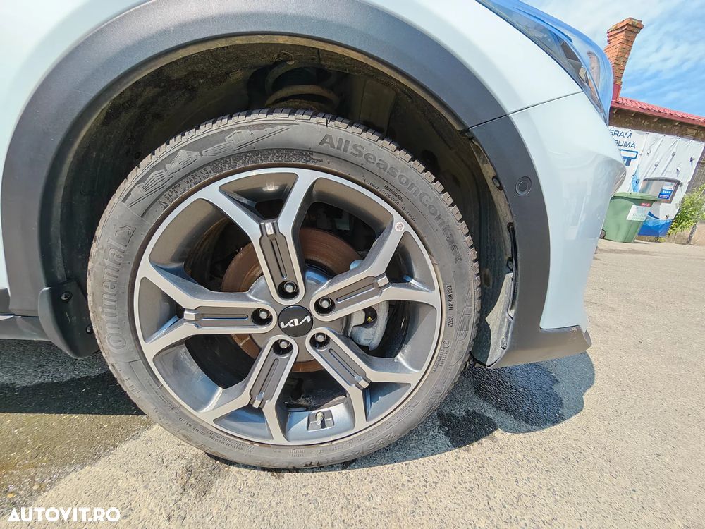 Kia XCeed - 11