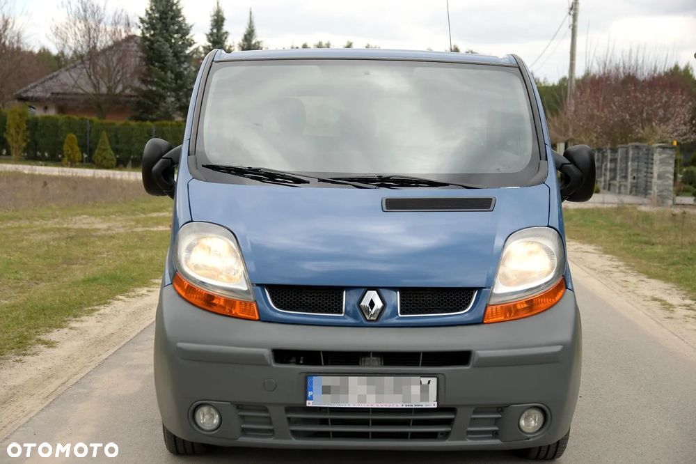 Renault Trafic - 12