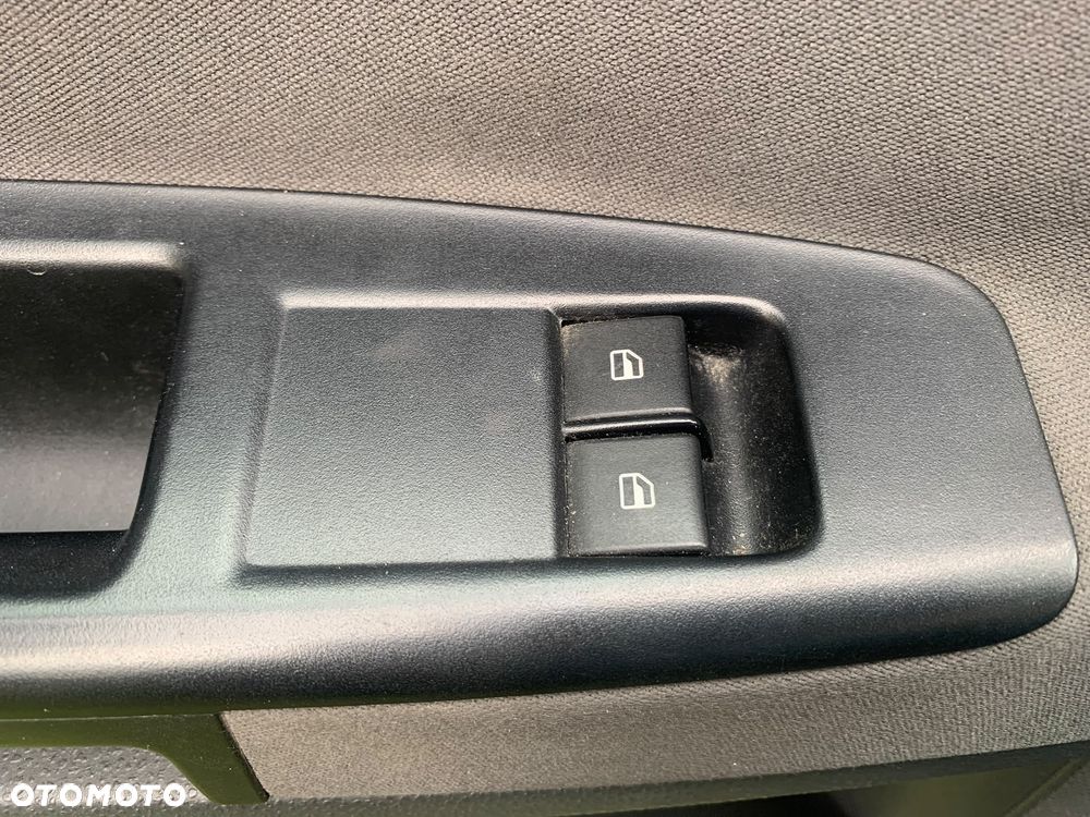 Volkswagen Polo - 23