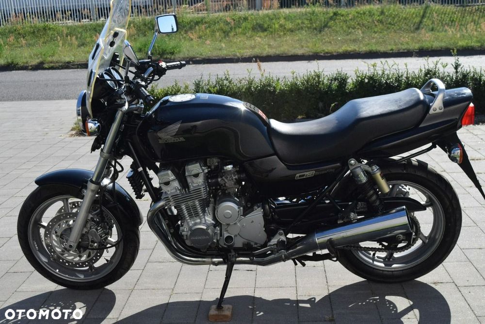 Honda CB - 10
