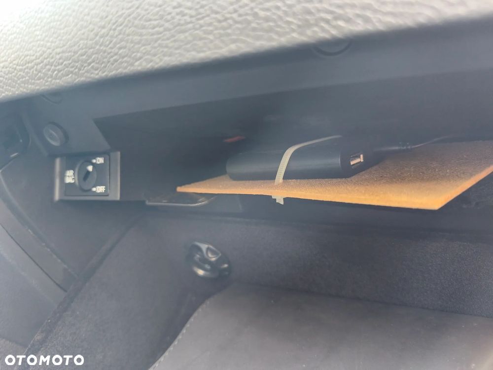 Volkswagen Golf 1.6 Tour Edition - 18