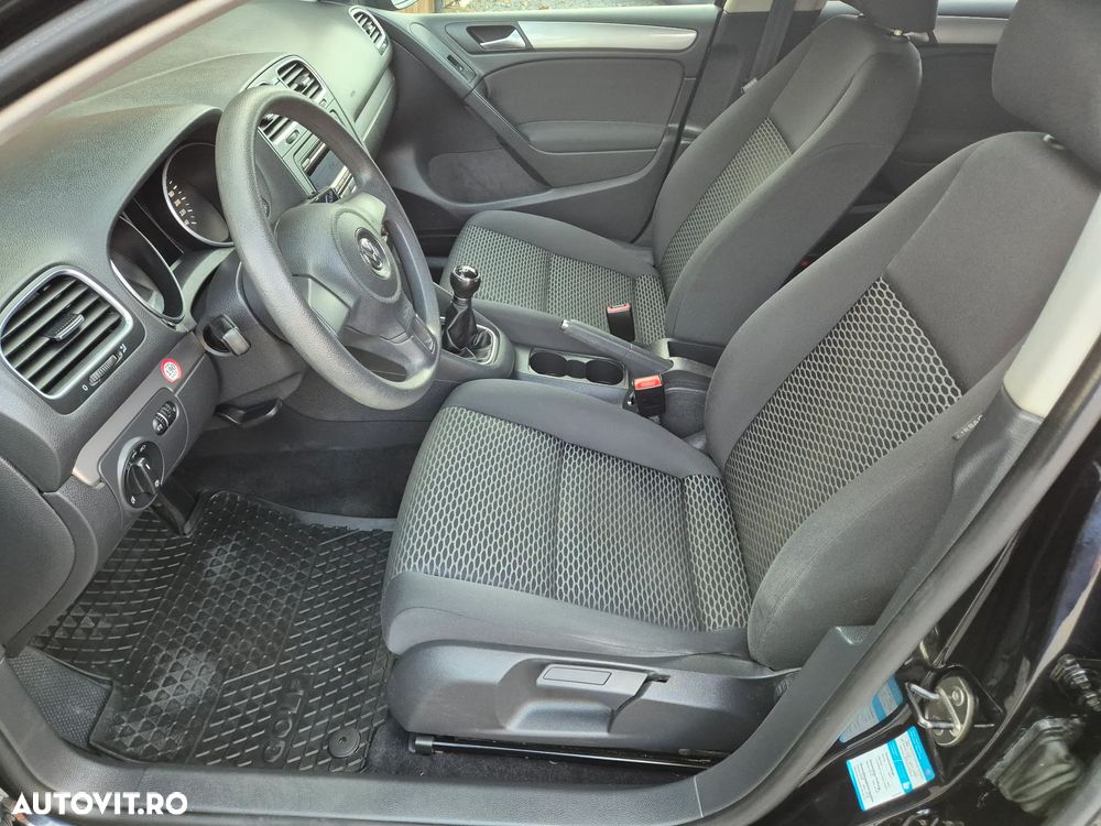 Volkswagen Golf - 13