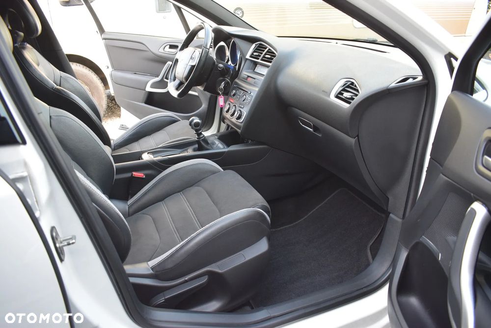 DS Automobiles DS 4 - 11