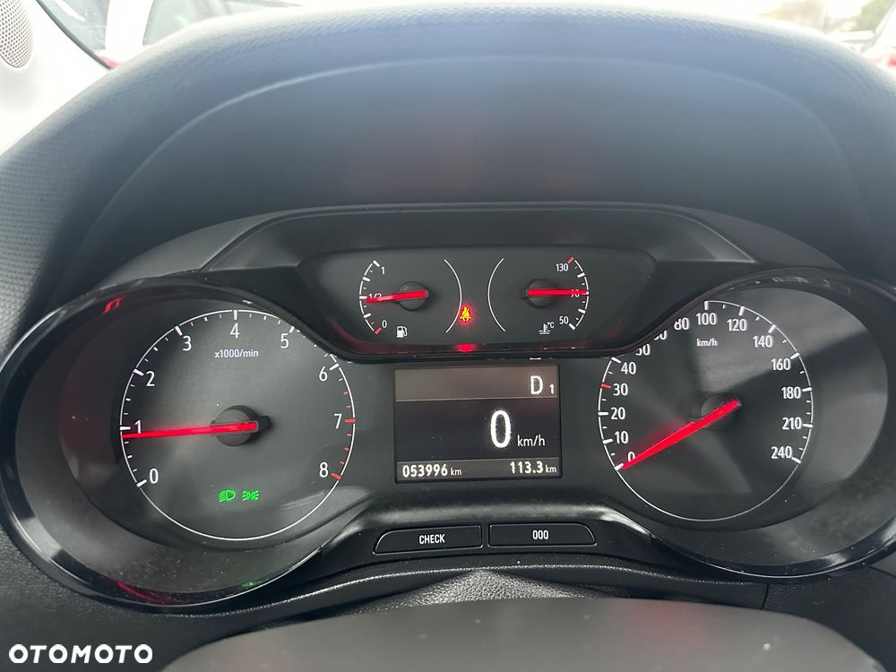 Opel Crossland X 1.2 T Design Line S&S - 9