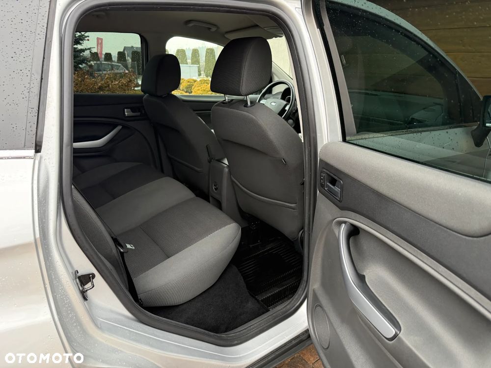 Ford Kuga 2.0 TDCi 4x4 Trend - 13