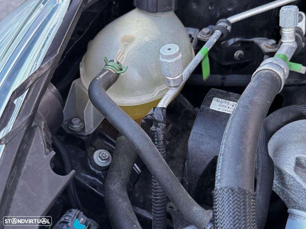 Renault Clio Sport Tourer - 22