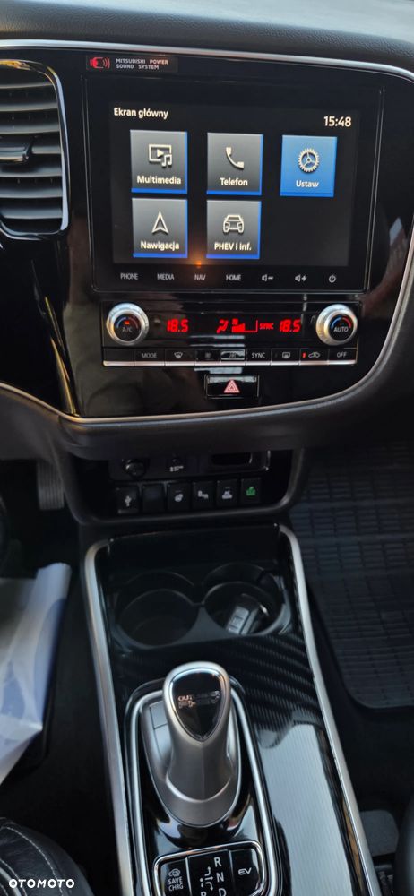 Mitsubishi Outlander 2.4 4WD Diamant+ - 26