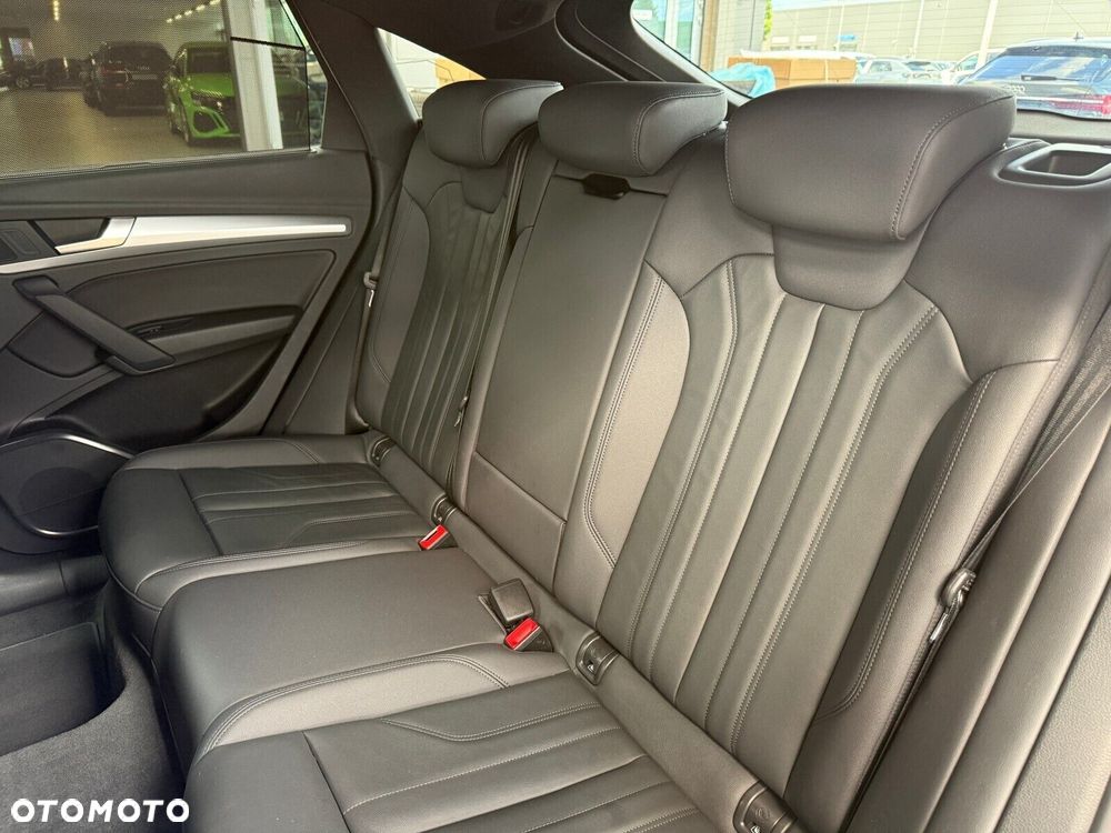 Audi Q5 Sportback - 13