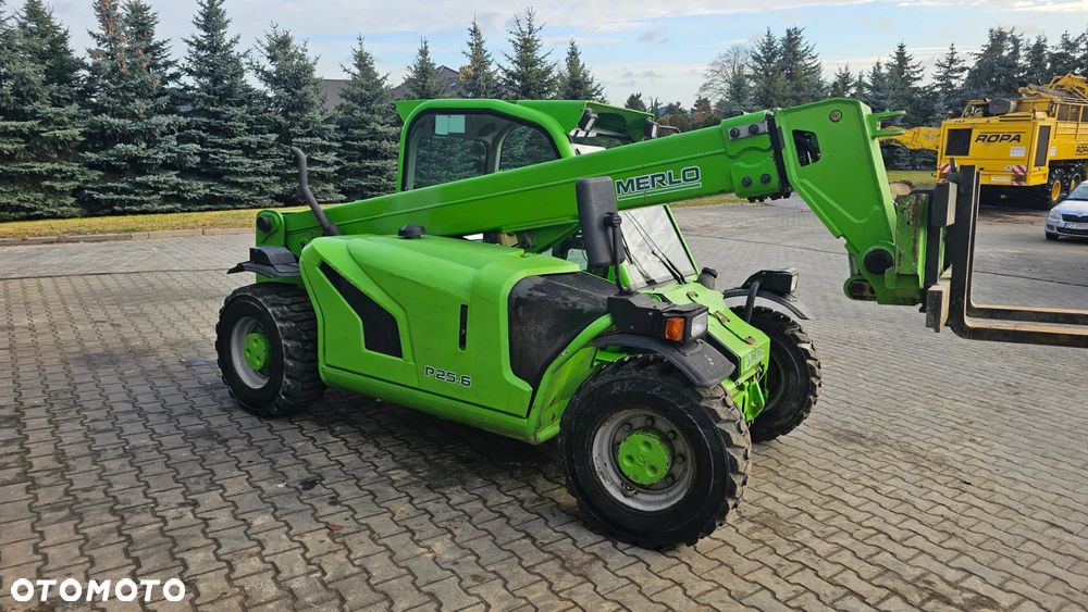 Merlo P25.6 - 2