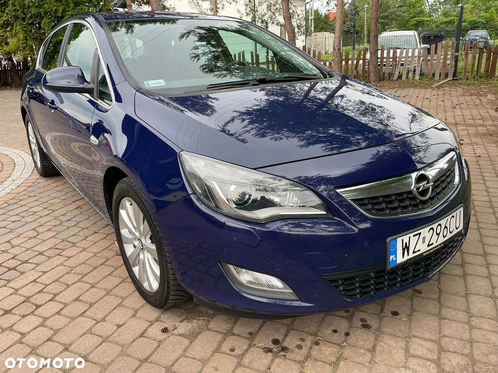 Opel Astra 2.0 CDTI Cosmo - 5