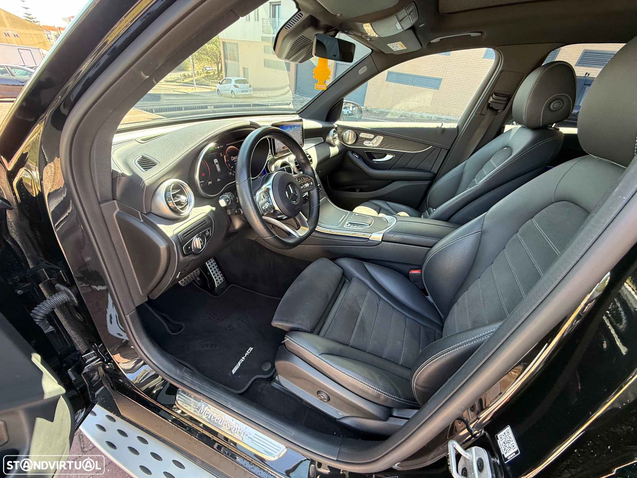 Mercedes-Benz GLC 300 de 4Matic 9G-TRONIC AMG Line Plus - 19
