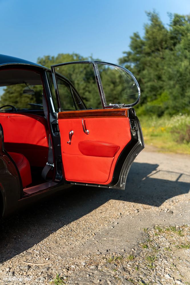 Jaguar Daimler - 22