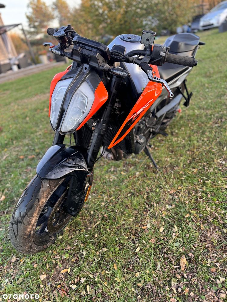KTM Duke 790 - 6
