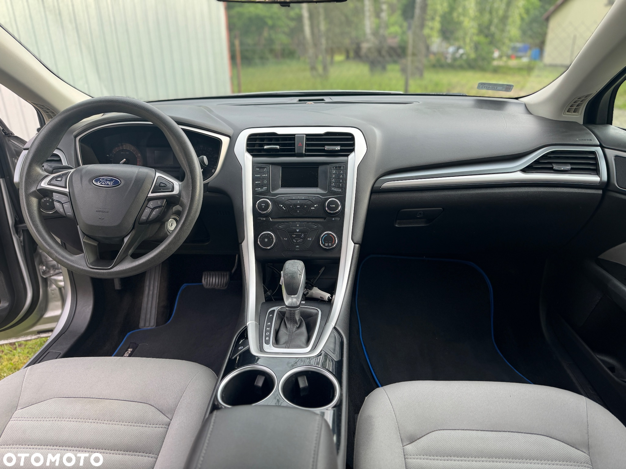 Ford Fusion - 24