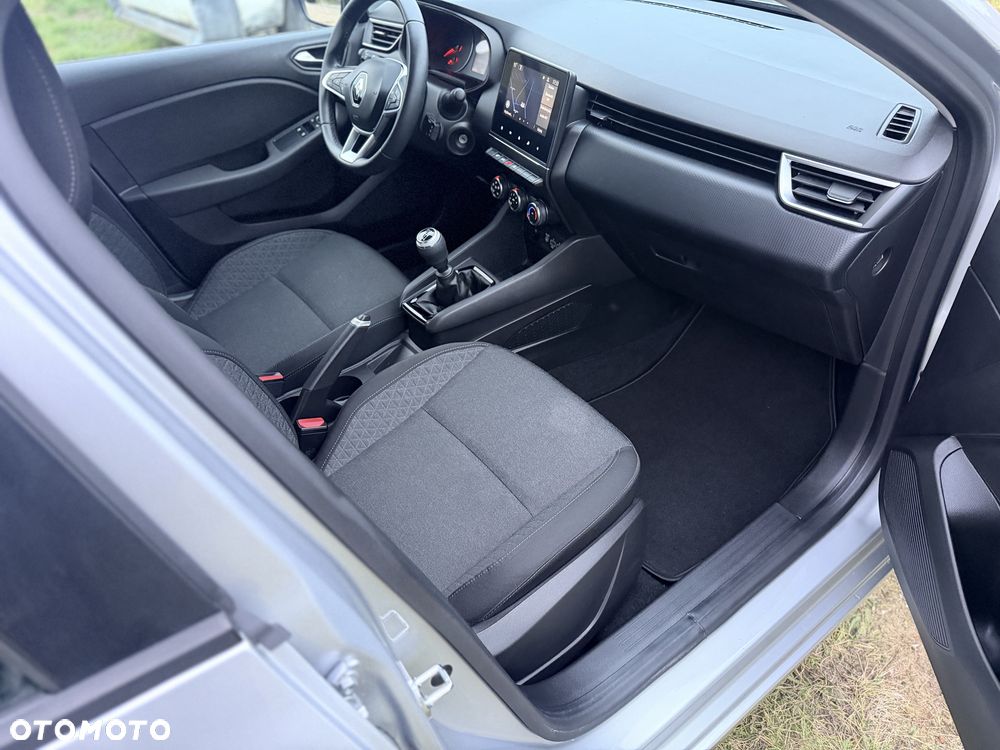 Renault Clio - 13