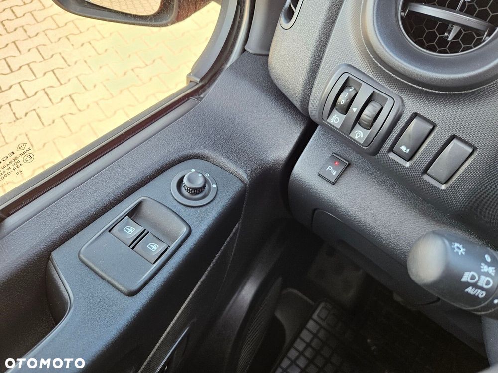 Renault Trafic L2H1 *66999zł NETTO* Brygadówka 6 osób 2.0dCi/120KM - 22