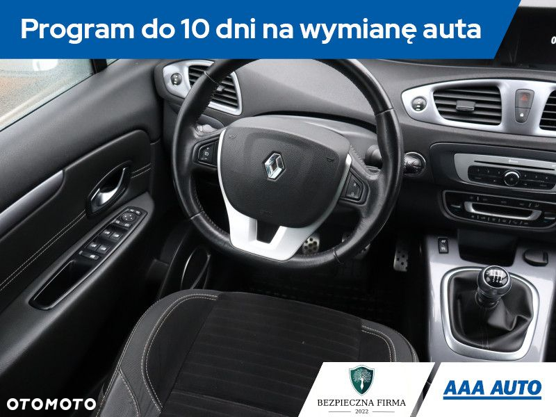 Renault Scenic - 8