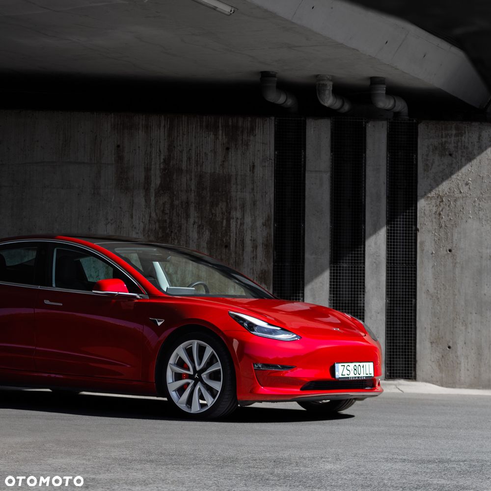 Tesla Model 3 - 2