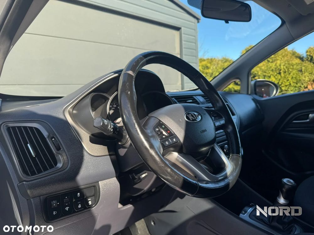 Kia Rio 1.2 L - 10